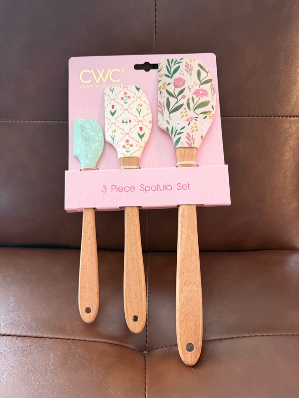 CWC 3-Piece Floral Silicone Spatula Set in Pink and Mint